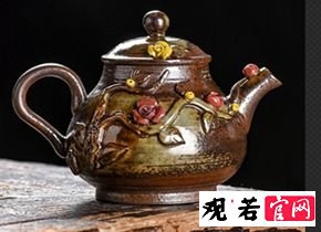 一堆泥土,一把火,一件传世之作:柴烧壶汉代制陶工艺解析