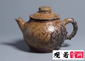 德化柴烧壶:传承百年工艺,以当地特产德化白陶为原料