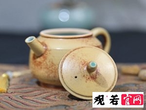传世柴烧紫砂壶的清洗与护理:呈现岁月沉淀的美