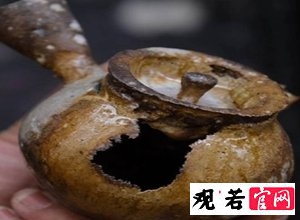 水平壶:探寻水平柴烧紫砂壶的经典之美